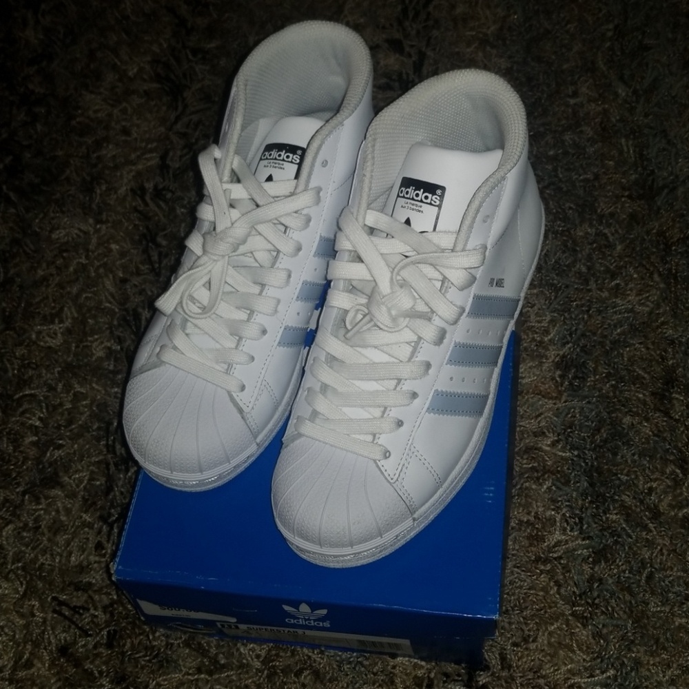 Hightop superstar worn like 2 or 3times - Picture 4 of 6
